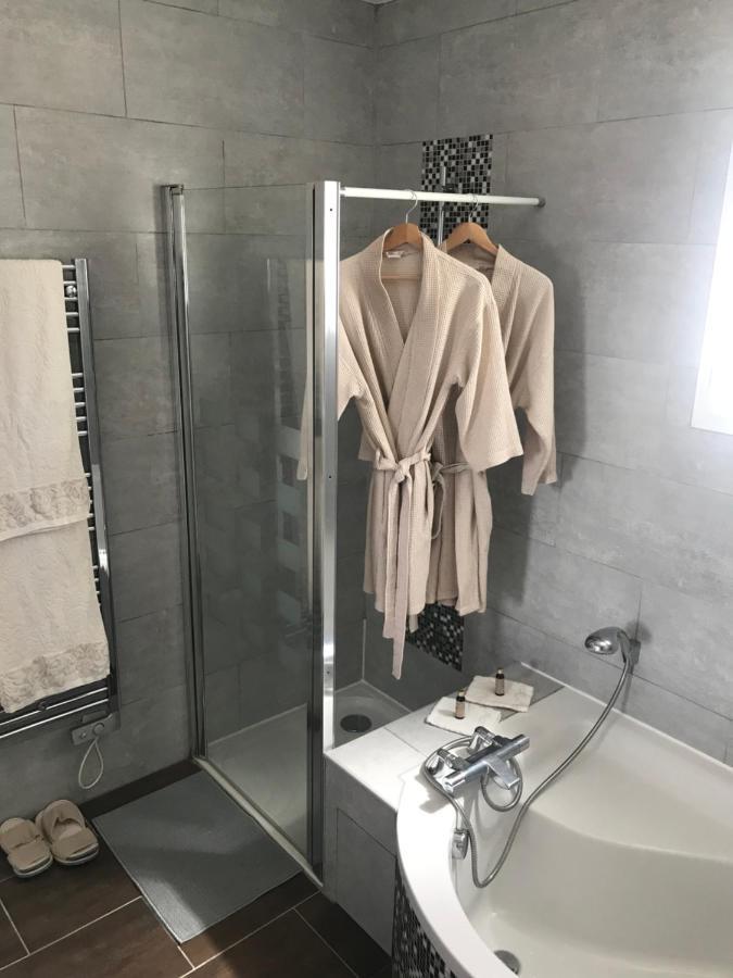 Saint-Avertin Maison Chaleureuse A Partager En Famille Ou Amis Villa Eksteriør bilde